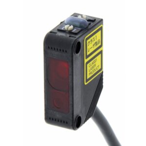 E3Z-LL81 2M