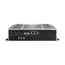 Advantech ARK-2121L Birden Çok G / Ç Fansız Kutu Bilgisayarlı Intel® Celeron® Dört Çekirdekli J1900 SoC