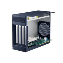 Advantech MIC-75M13 1 PCIe x16, 3 PCI ile 4-yuvalı genişletme i-Modülü
